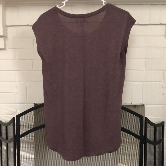 Maurices graphic tee - Picture 2 of 2